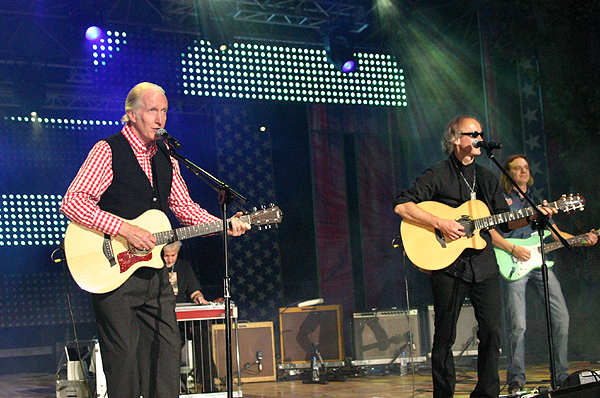 COLORADO BAND & GEORGE HAMILTON IV